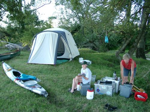 Lager am Ufer der Loire vor Dezice