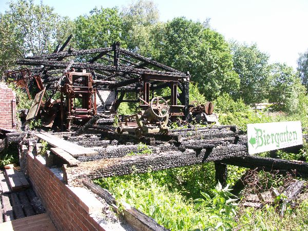 Abgebrannte Fleether Mühle 2006