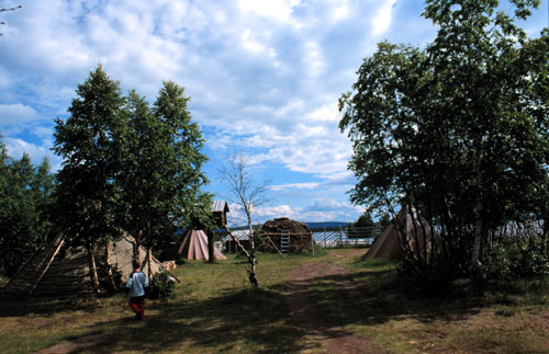 Arian im Lappenlager am Jukkasjärvi