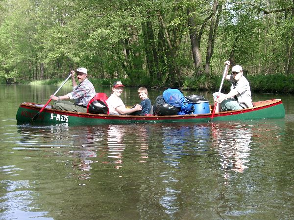 Harri, Ellen, Arian und Torsten in der Kon Tiki