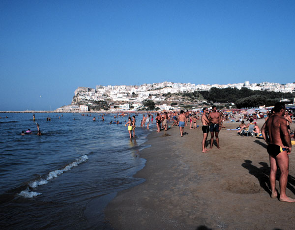 Strand des Campingplatz La Lillo mit Blick auf Peschici